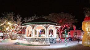 Gran cierre de luces navideñas en Aguadulce.