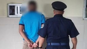 Al momento del hecho el agente se mantenía en labores administrativas, ya que se encontraba bajo tratamiento psicológico, según indicó la Policía Nacional.