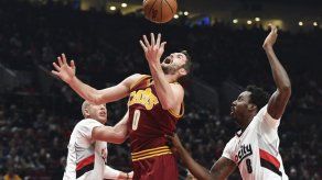 Kevin Love convencido que los Cavs no lo van a canjear