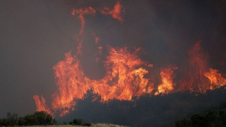 Incendio del tamaño de Los Ángeles será el mayor en la historia de California