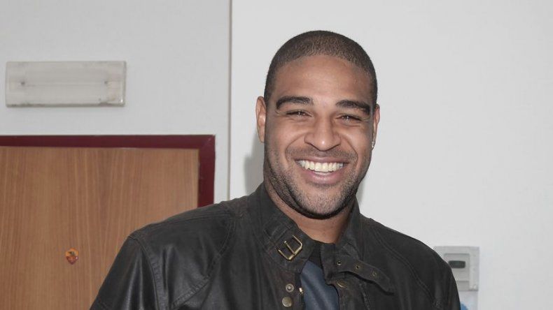 Adriano anuncia prematuramente que jugará en Le Havre