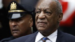 Cosby y su acusadora en la corte para inicio de sentencia