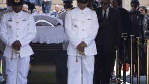 Líderes mundiales dicen adiós a Mandela