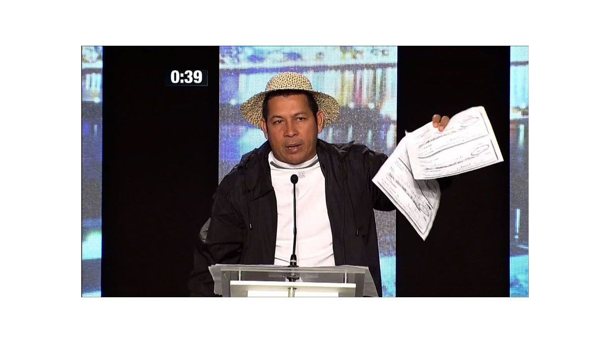 Abucheos y ataques pese a reglas en Debate Presidencial Universitario