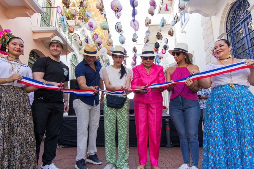 ¡Buena noticia! La Alcaldía de Panamá inaugura "la Calle de los Sombreros" ¡Buena noticia! La Alcaldía de Panamá inaugura "la Calle de los Sombreros"