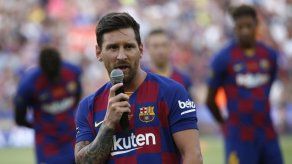 Messi se lesiona la pantorrilla; no viajará a EEUU