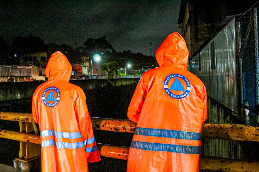 El Salvador: lluvias dejan 1 muerto y daños en viviendas