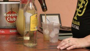 Cuba propone pagar con ron parte de su deuda con la República Checa