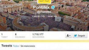 Cuenta del Papa vuelve se activa y anuncia Habemus Papam Franciscum