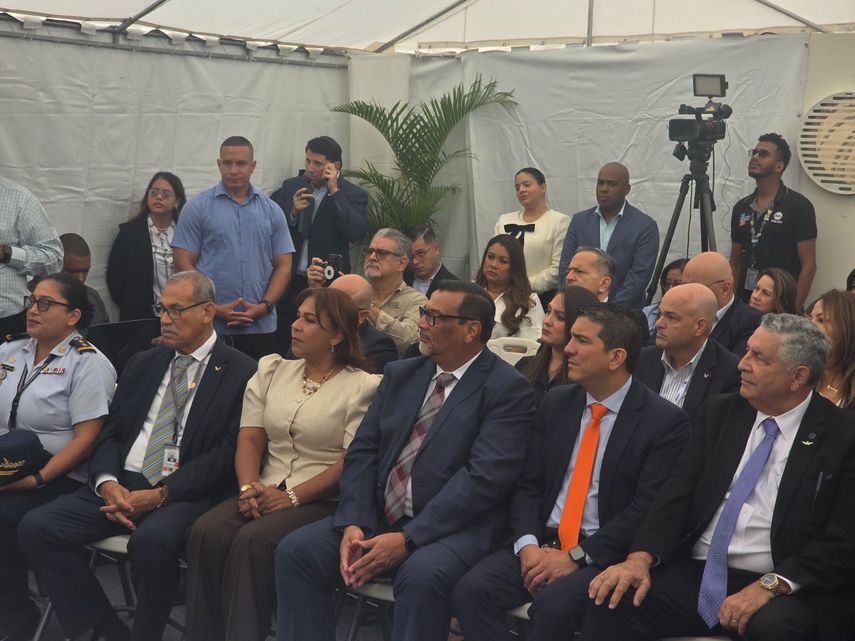 La iniciativa contribuirá a enfrentar de manera eficiente los desafíos de seguridad de la industria aeronáutica. La iniciativa contribuirá a enfrentar de manera eficiente los desafíos de seguridad de la industria aeronáutica.