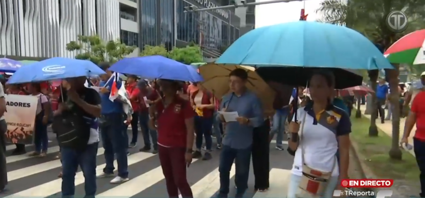 Docentes en paro no recibirán pago