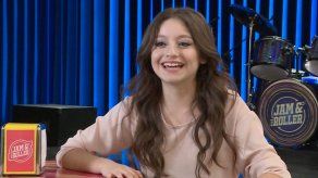 Mexicana Karol Sevilla aprende a patinar sobre la fama con Soy Luna
