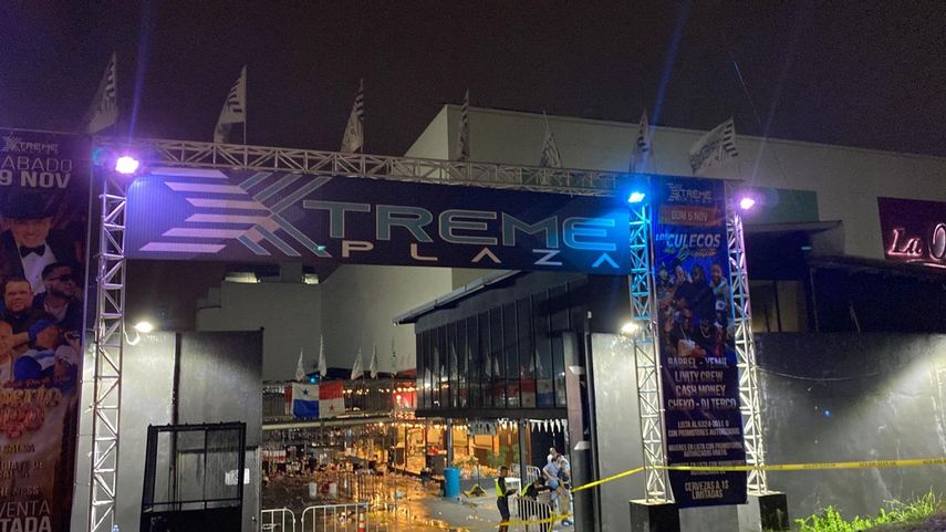 Los dueños del local Xtreme Plaza