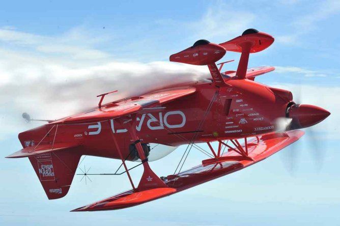 Práctica de maniobras aéreas en San Francisco