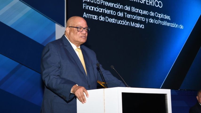 Presidente Mulino nombra a Dario Herrera&nbsp;