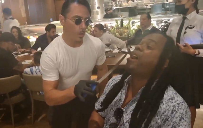 Salt Bae junto a Kafu Banton