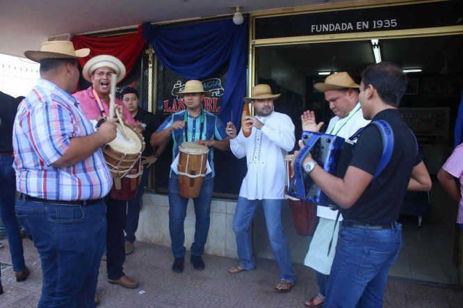 Participantes de Cuna de Acordeones  2018 y A lo Panameño se toman Las Tablas
