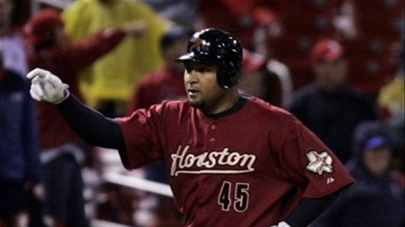 Astros 3, Cardenales 2; Lee le da victoria a Houston