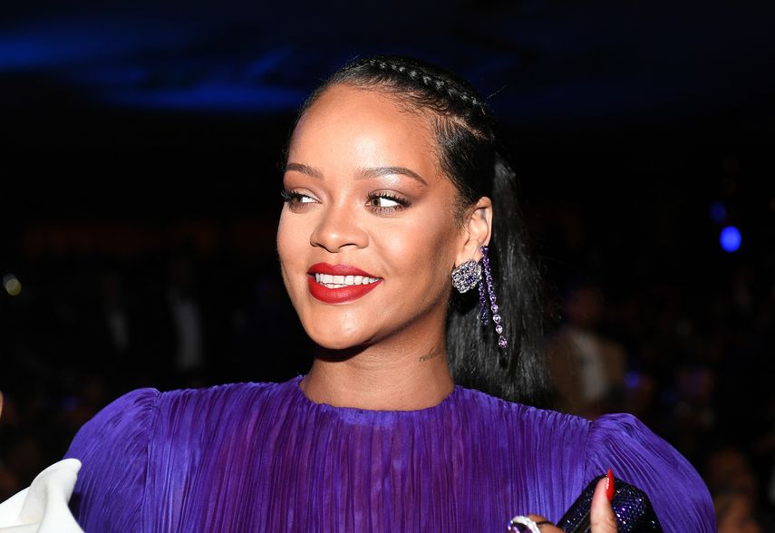 Rihanna retira una demanda contra su padre semanas antes de ir a juicio