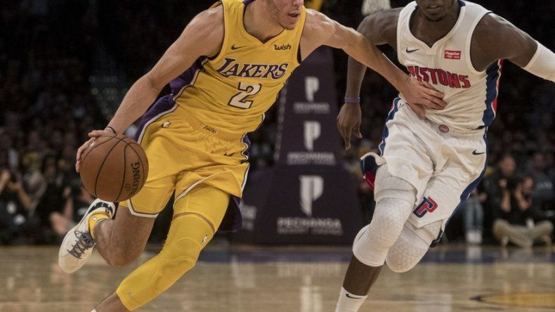 Randle, Ball y Lakers aplastan a Pistons