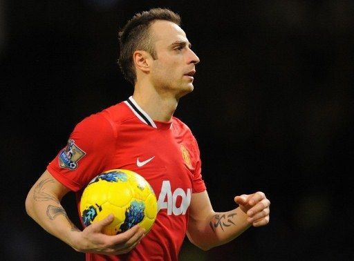 Berbatov dejará el Manchester United en junio, anuncia su agente