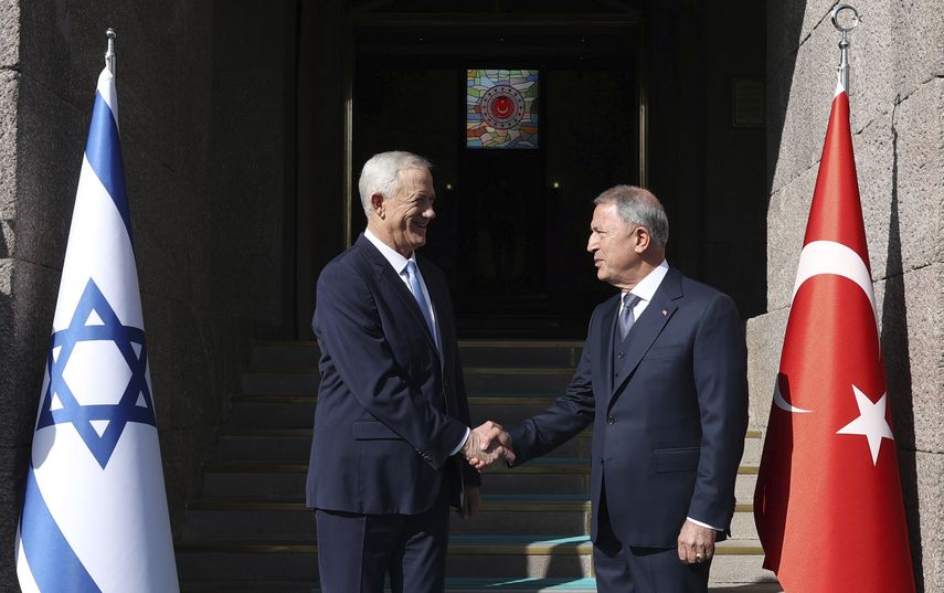 Las relaciones comenzaron a mejorar tras la salida del gobierno del primer ministro israelí Benjamin Netanyahu.