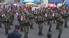 Chorreranos rechazan despliegue militar en desfile cívico del 25/nov