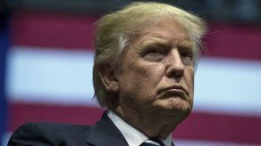 Trump envía un tuit con error ortográfico