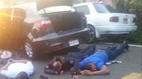 Interceptan a sujetos a bordo de un auto en Monte Oscuro Interceptan a sujetos a bordo de un auto en Monte Oscuro