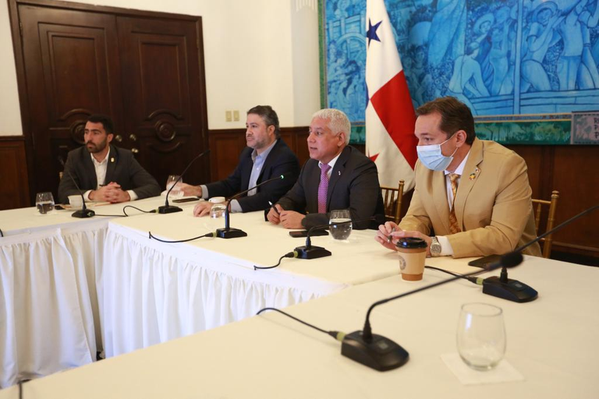 En la reunión compartieron las posibles medidas para mitigar sus efectos en el país En la reunión compartieron las posibles medidas para mitigar sus efectos en el país