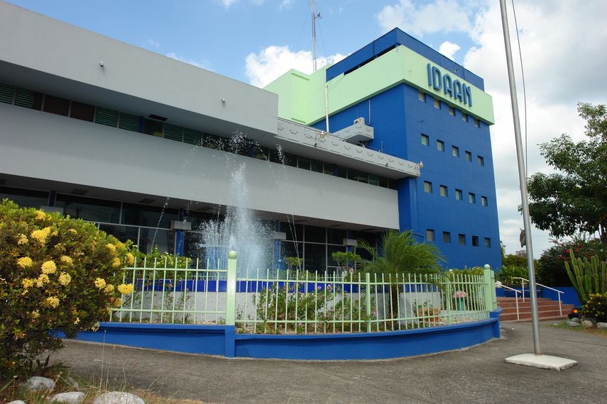 El Instituto de Acueductos y Alcantarillados Nacionales (Idaan).