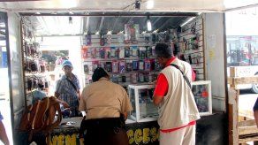 Buhoneros tienen 120 días para regularizar actividad comercial