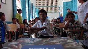 Indígenas de comunidad Wayúu de Colombia se educan mediante señal de satélite