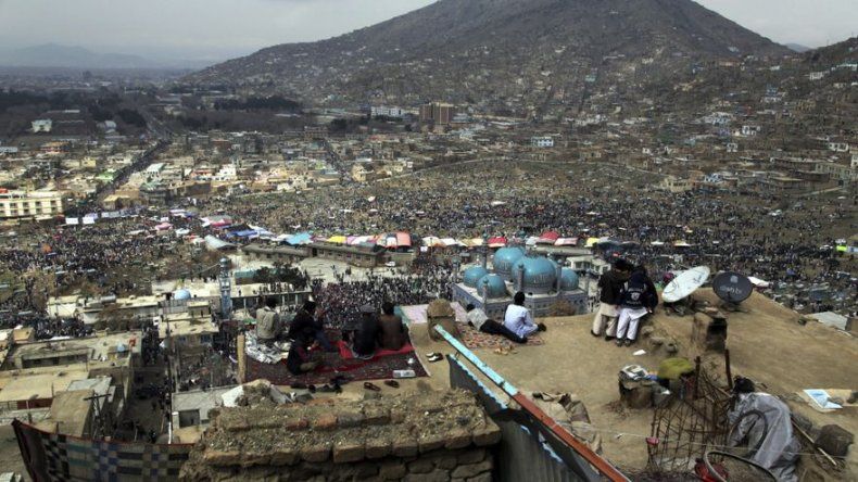 Turquía derriba un avión militar sirio al acercarse a su frontera
