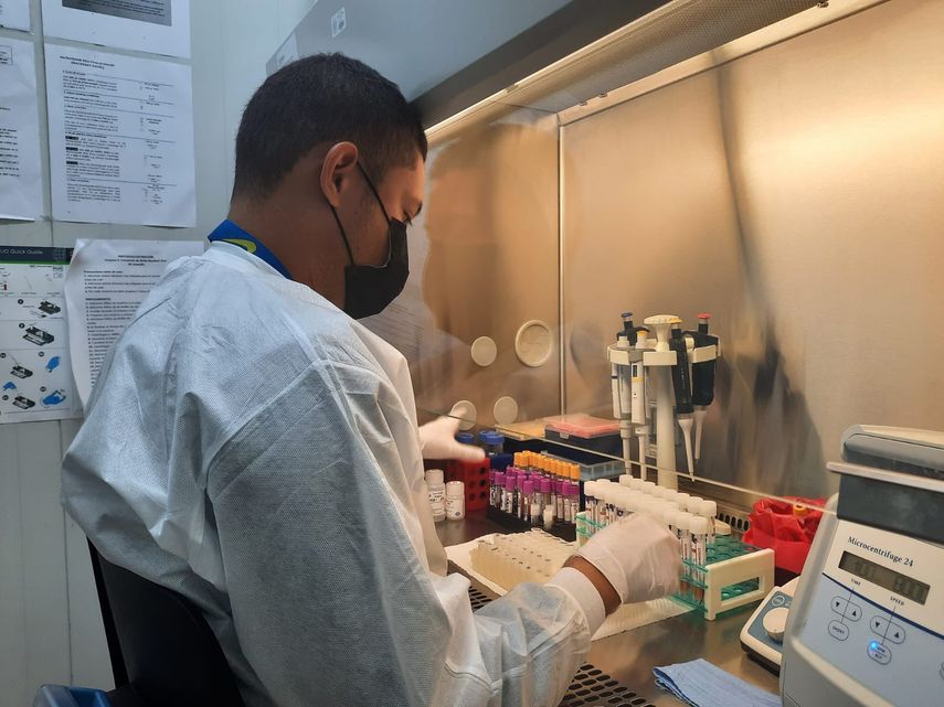 Panamá reporta 2,111 nuevos casos de COVID19 y 13 muertes en las