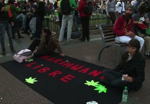Video: En Uruguay reclaman porque se legalice la marihuana
