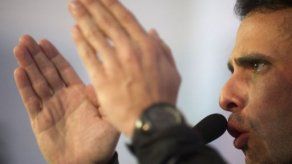 Capriles dice que no entregará Venezuela a yanquis y tampoco a Cuba