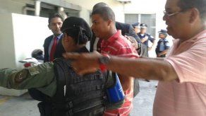 Activistas del PRD fueron retenidos por la PN mientras realizaban volanteo
