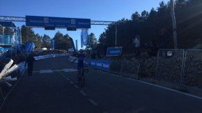 El irlandés Martin se lleva la etapa y Poels mantiene el amarillo