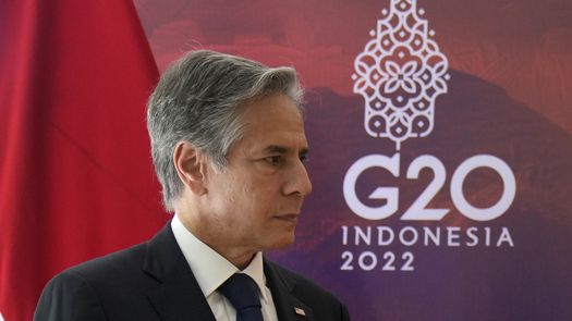 El secretario de Estado Anthony Blinken dijo que Estados Unidos estaba “profundamente entristecido y muy preocupado” por el intento de asesinato de Abe.