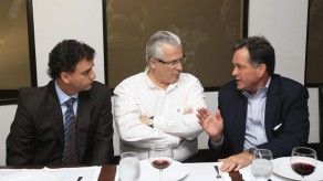 Navarro se reúne con Baltasar Garzón