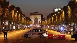 El padre del asesino de un policía en Francia será juzgado por apología del terrorismo
