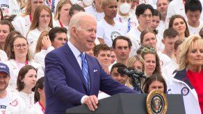 Joe Biden tiene covid con síntomas muy leves