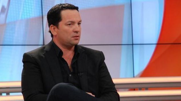 Ferrufino compró casas, mientras solicitaba reducir manutención de su hijo
