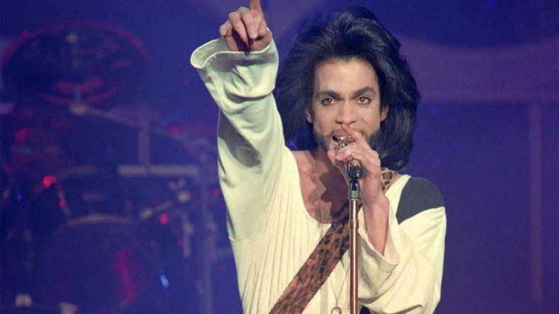 Obama afirma que no hubo alma más fuerte, creativa o audaz que la de Prince