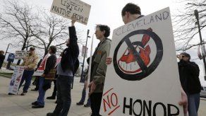 Grupos contrarios a logo de Indios buscan conversar con MLB