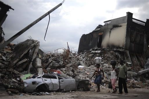 En Haití, 500 mil personas aún siguen sin hogar