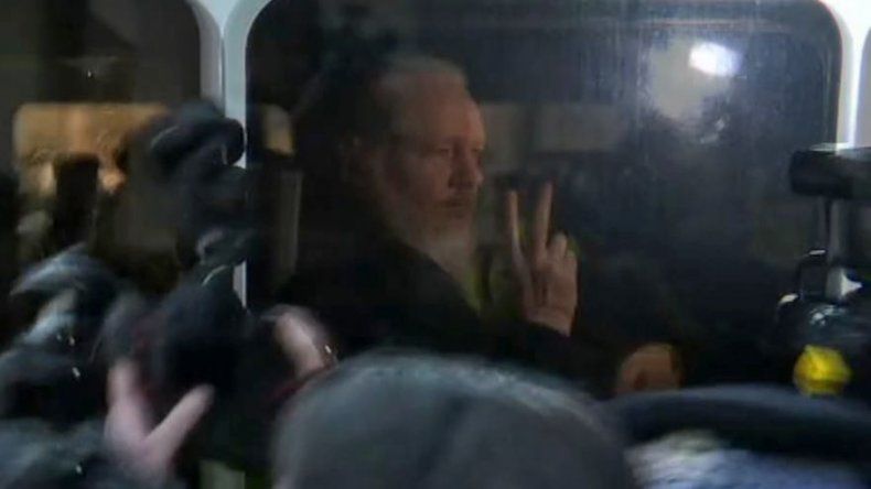 Assange será sentenciado el miércoles por violar libertad provisional en Londres