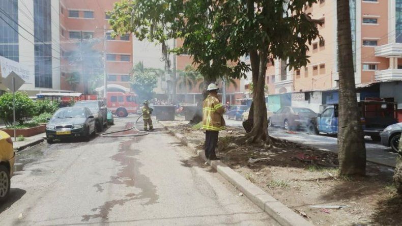 Se incendian cables eléctricos cerca del Hospital Santo Tomás