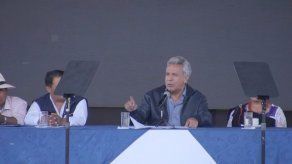 Un enojado Ecuador retira el asilo al peor huésped del mundo